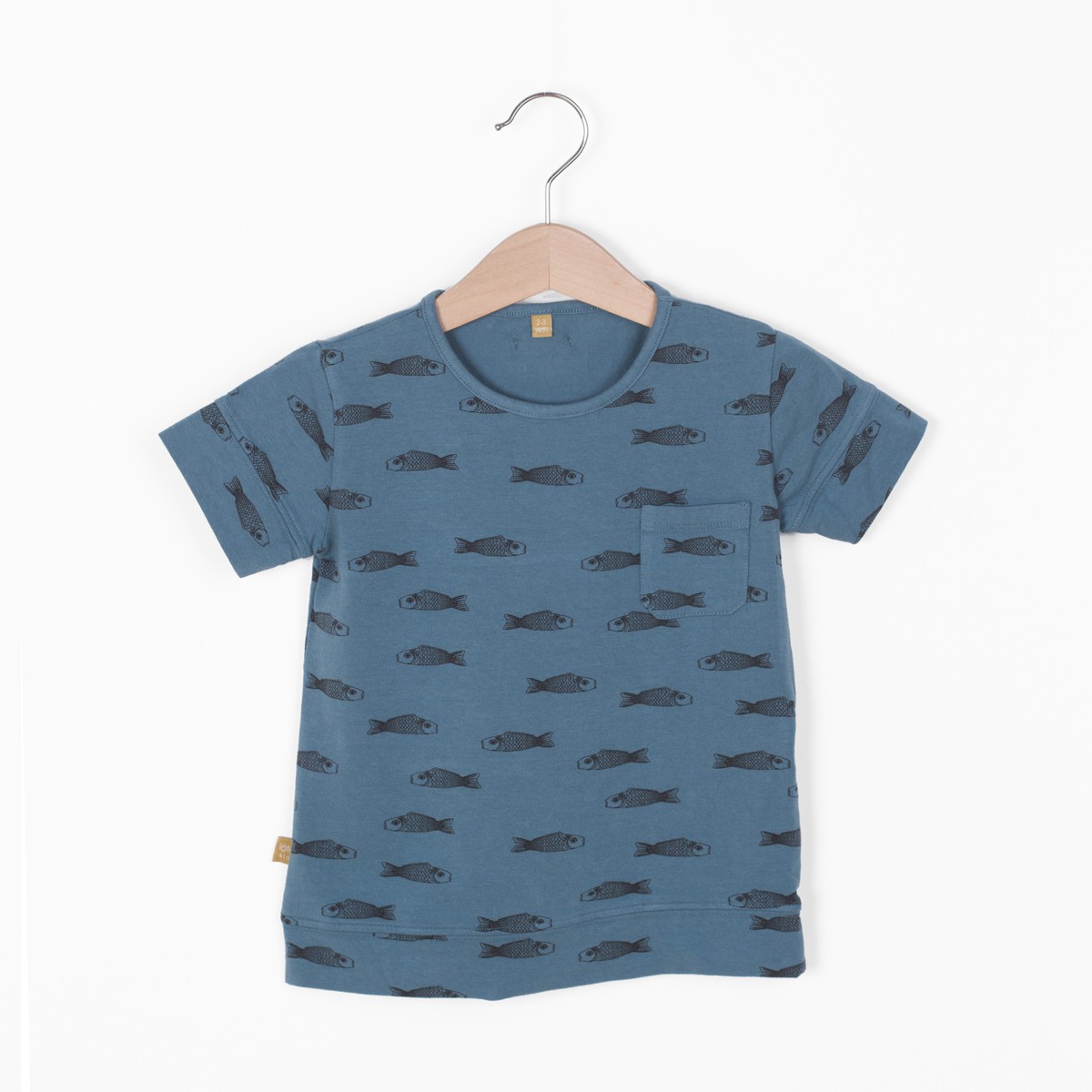 T-shirt fishes